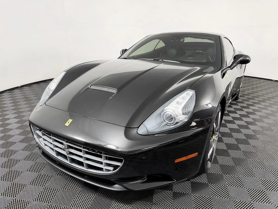 2014 Ferrari California - Image 3 of 31