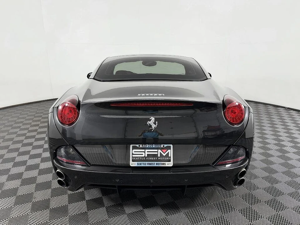 2014 Ferrari California - Image 10 of 31
