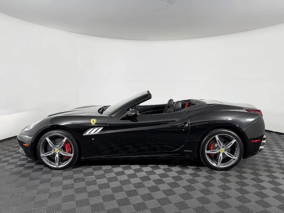 2014 Ferrari California - Image 22 of 31