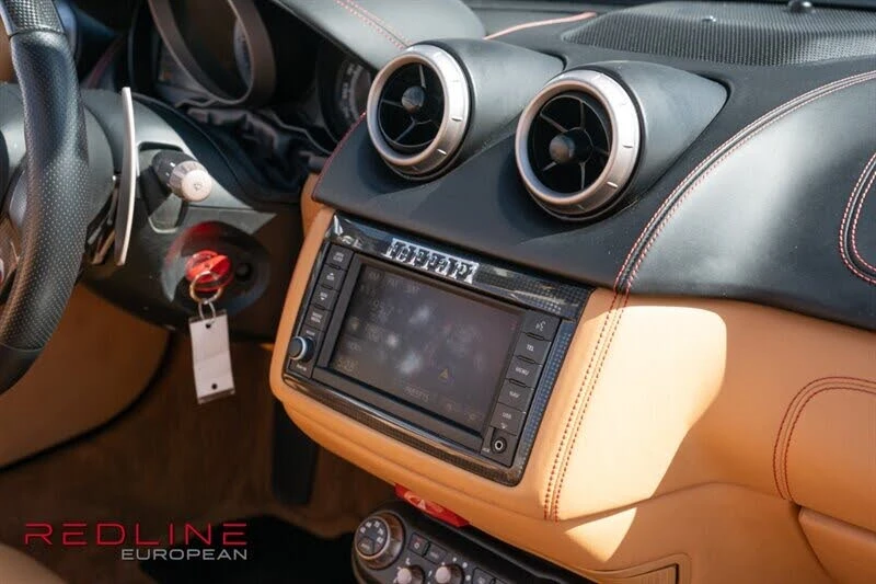 2014 Ferrari California - Image 27 of 31