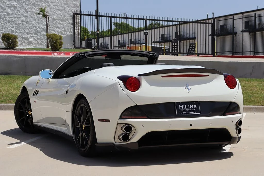 2014 Ferrari California - Image 15 of 31