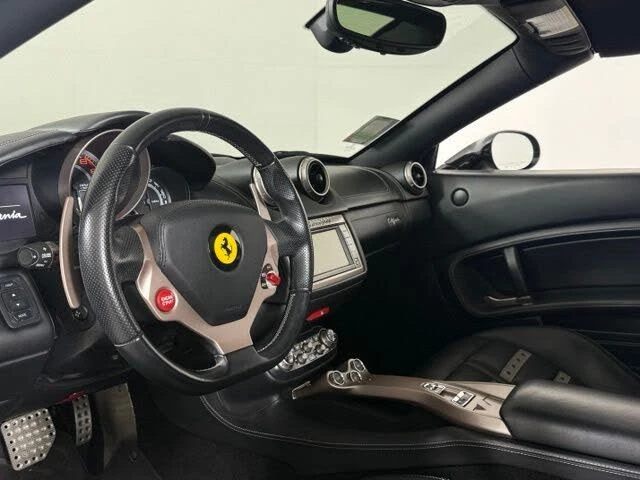 2014 Ferrari California - Image 5 of 27
