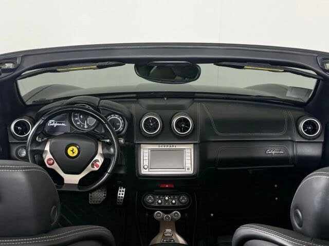 2014 Ferrari California - Image 22 of 27