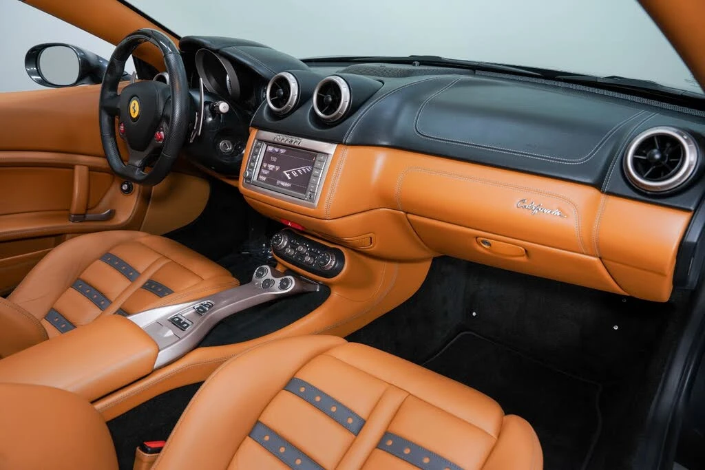 2014 Ferrari California - Image 30 of 31