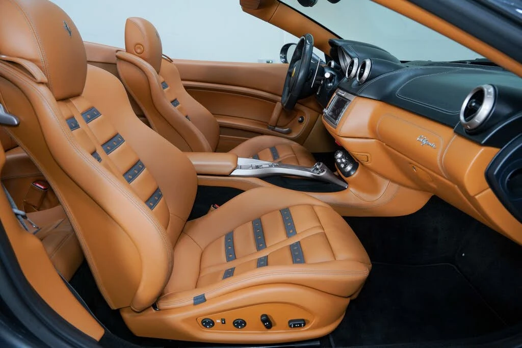 2014 Ferrari California - Image 27 of 31