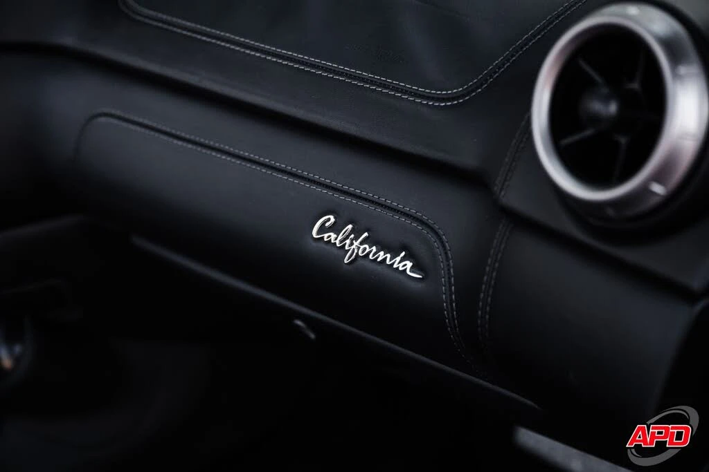 2014 Ferrari California - Image 26 of 31