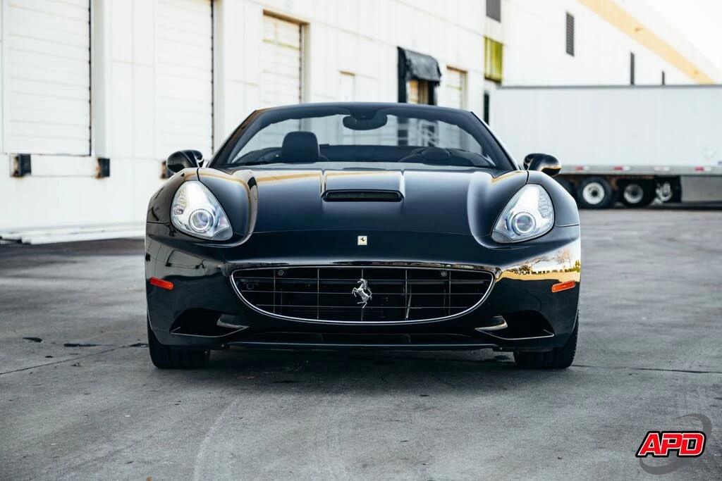 2014 Ferrari California - Image 15 of 31