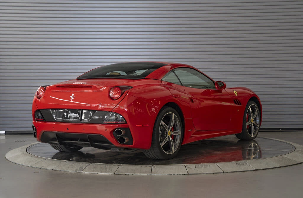 2014 Ferrari California - Image 11 of 31