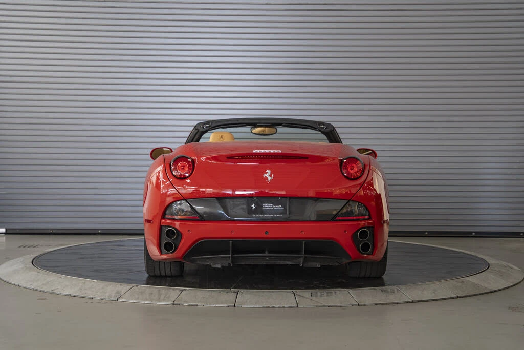 2014 Ferrari California - Image 4 of 31