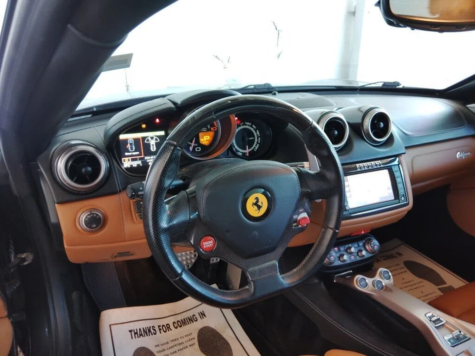 2014 Ferrari California - Image 21 of 22