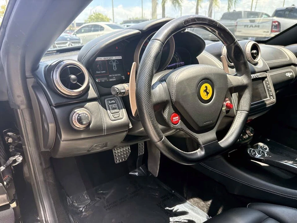 2014 Ferrari California - Image 12 of 21
