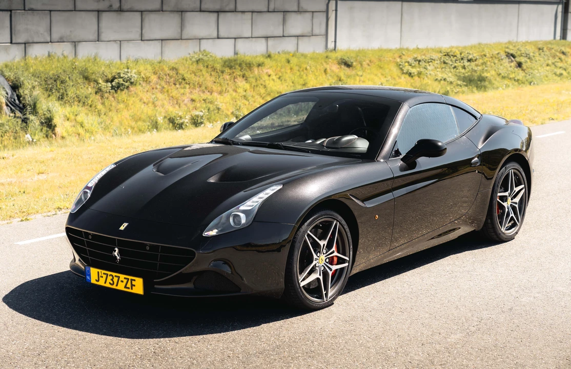 2014 Ferrari California T - Image 21 of 31