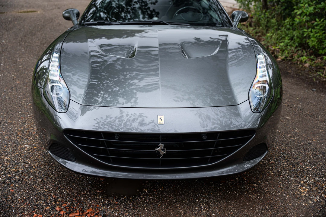 2014 Ferrari California T - Image 13 of 31