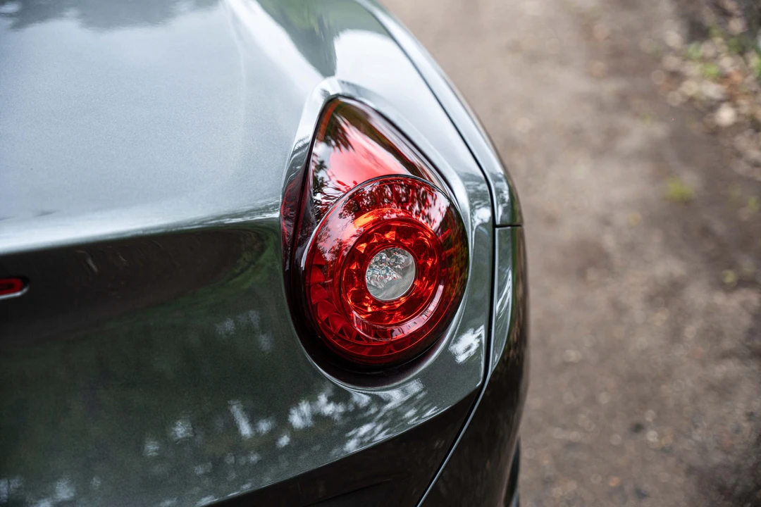2014 Ferrari California T - Image 28 of 31