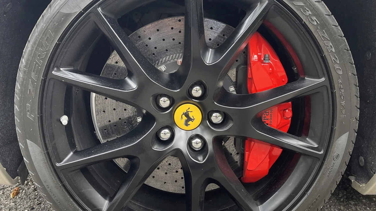 2014 Ferrari California - Image 20 of 31