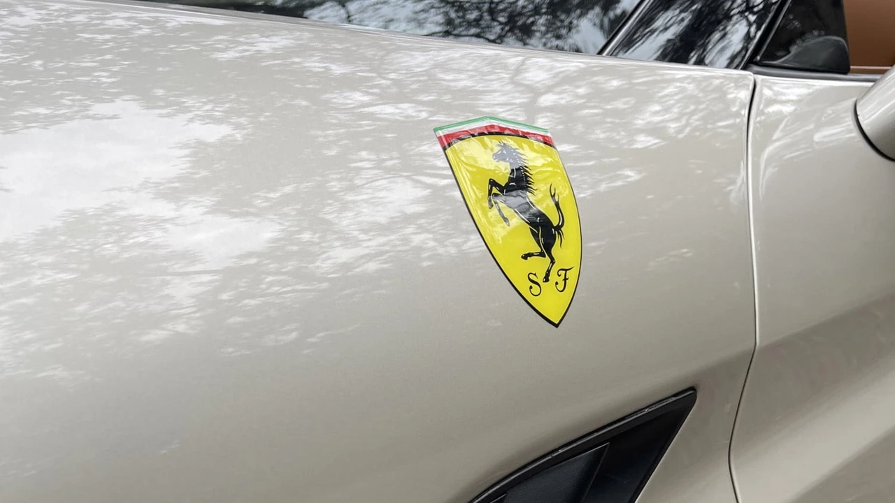 2014 Ferrari California - Image 26 of 31