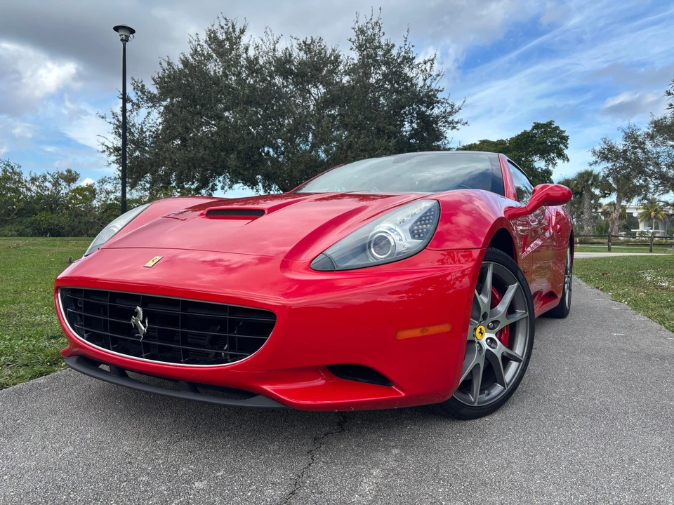2014 Ferrari California - Image 20 of 31