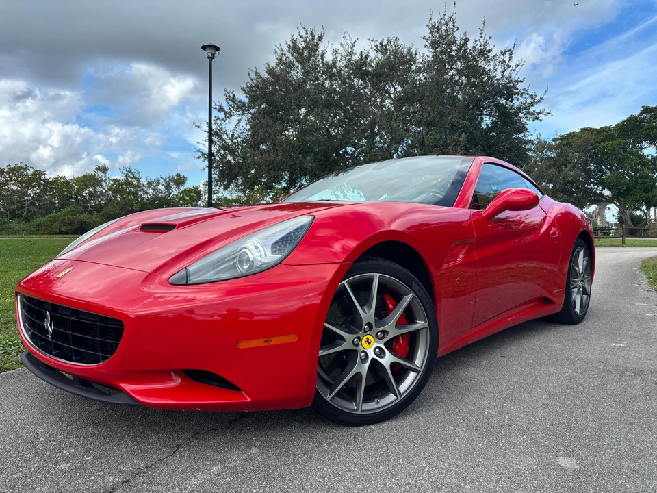 2014 Ferrari California - Image 21 of 31