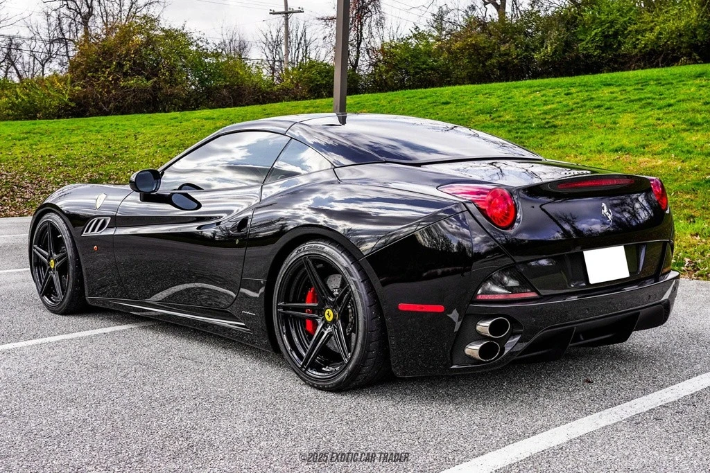 2014 Ferrari California - Image 6 of 12