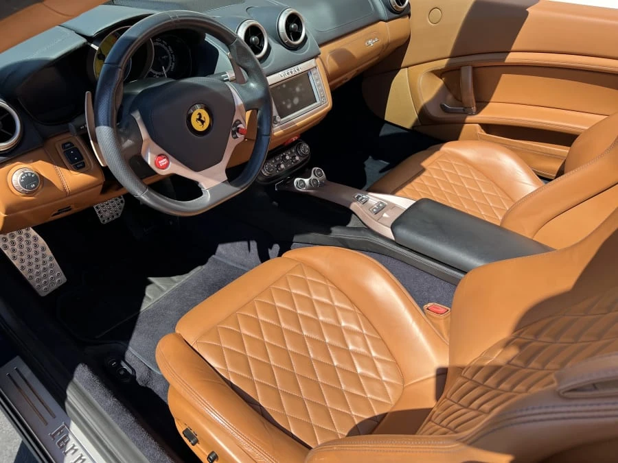 2014 Ferrari California - Image 4 of 7