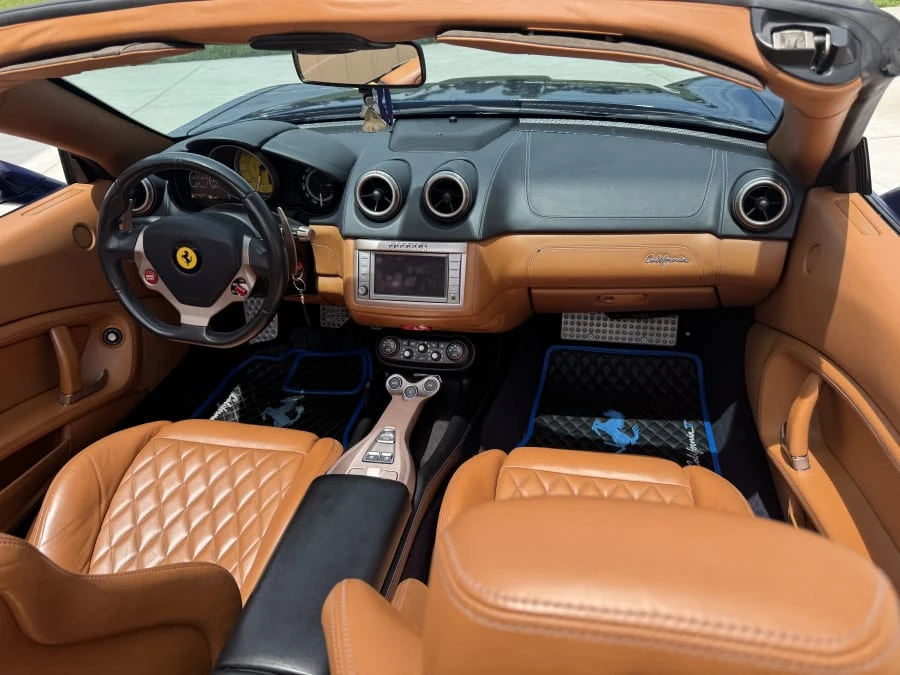 2014 Ferrari California - Image 12 of 19