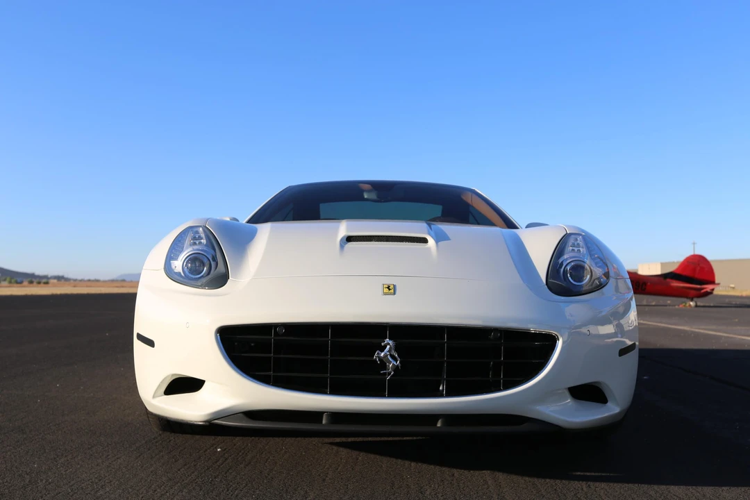 2014 Ferrari California - Image 3 of 31