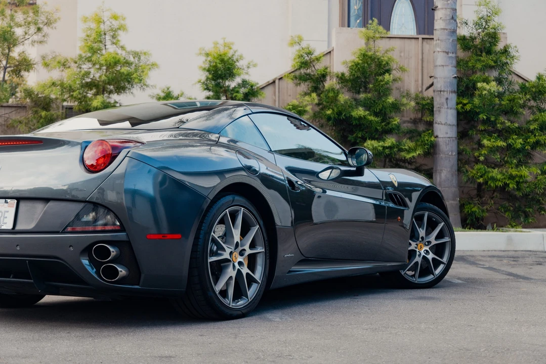2014 Ferrari California - Image 21 of 31