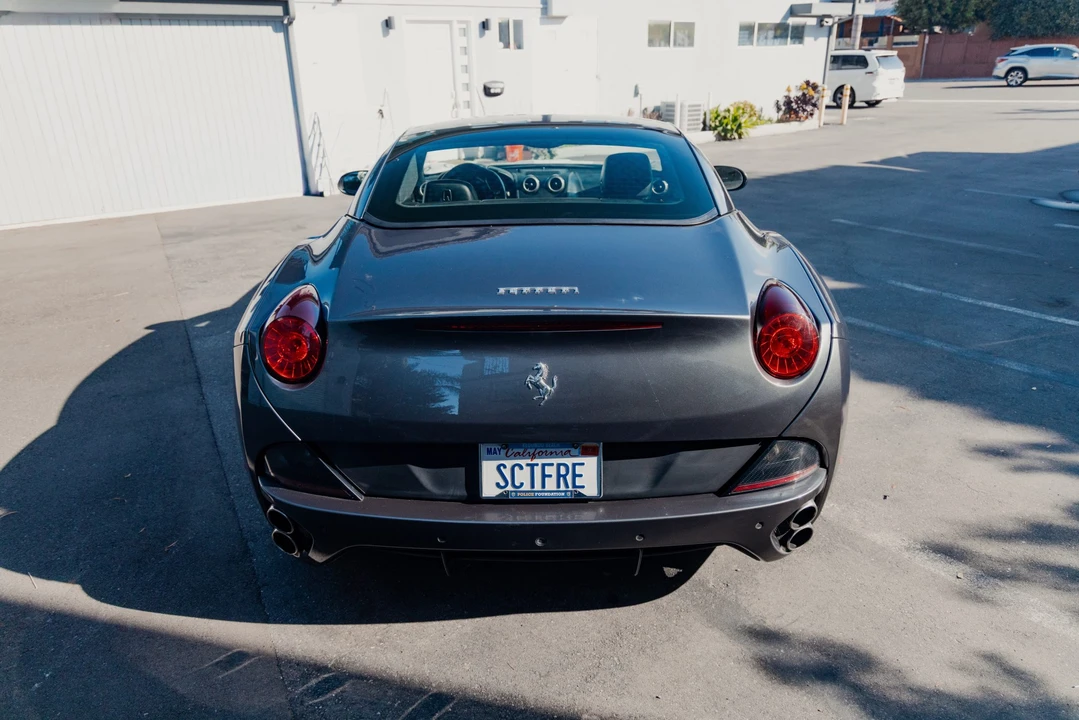 2014 Ferrari California - Image 10 of 31