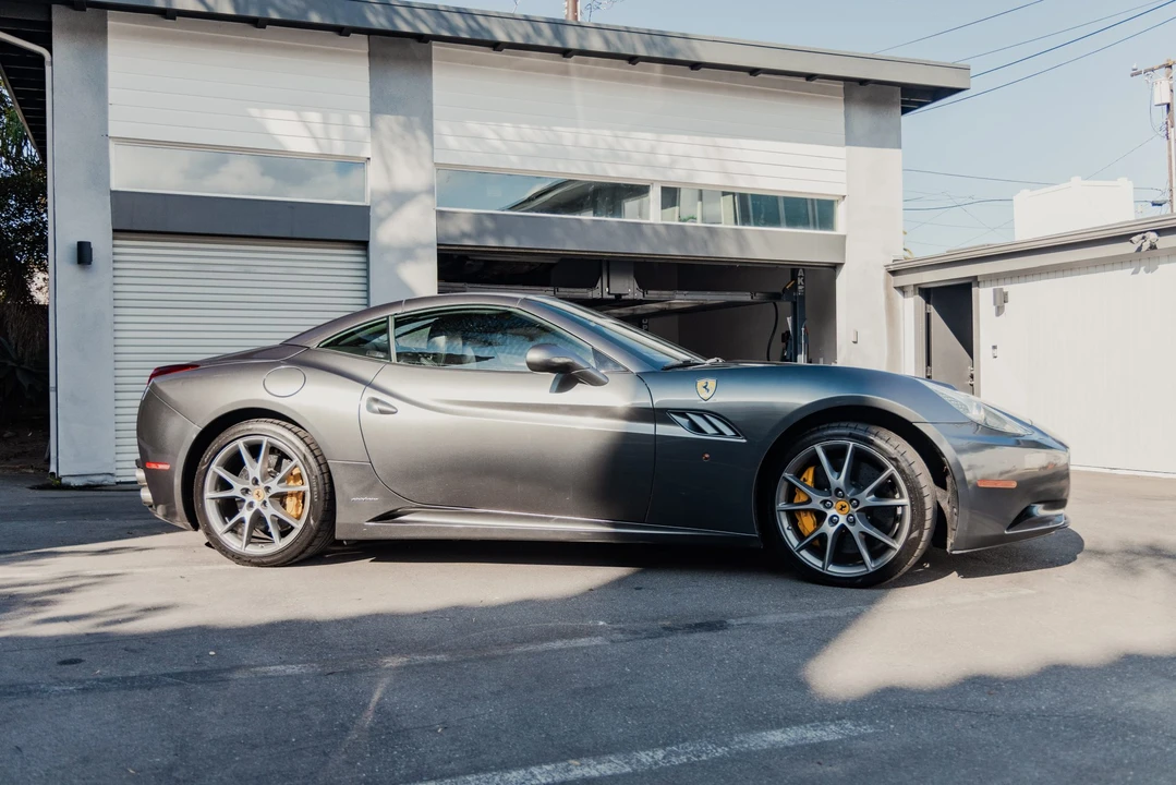 2014 Ferrari California - Image 19 of 31