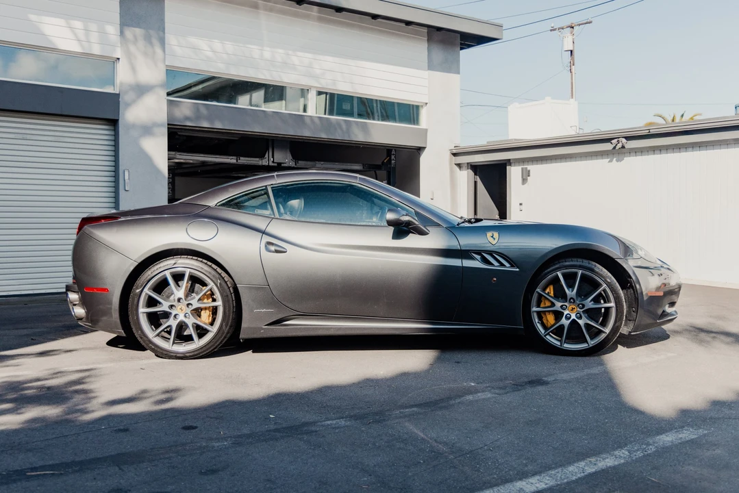 2014 Ferrari California - Image 18 of 31