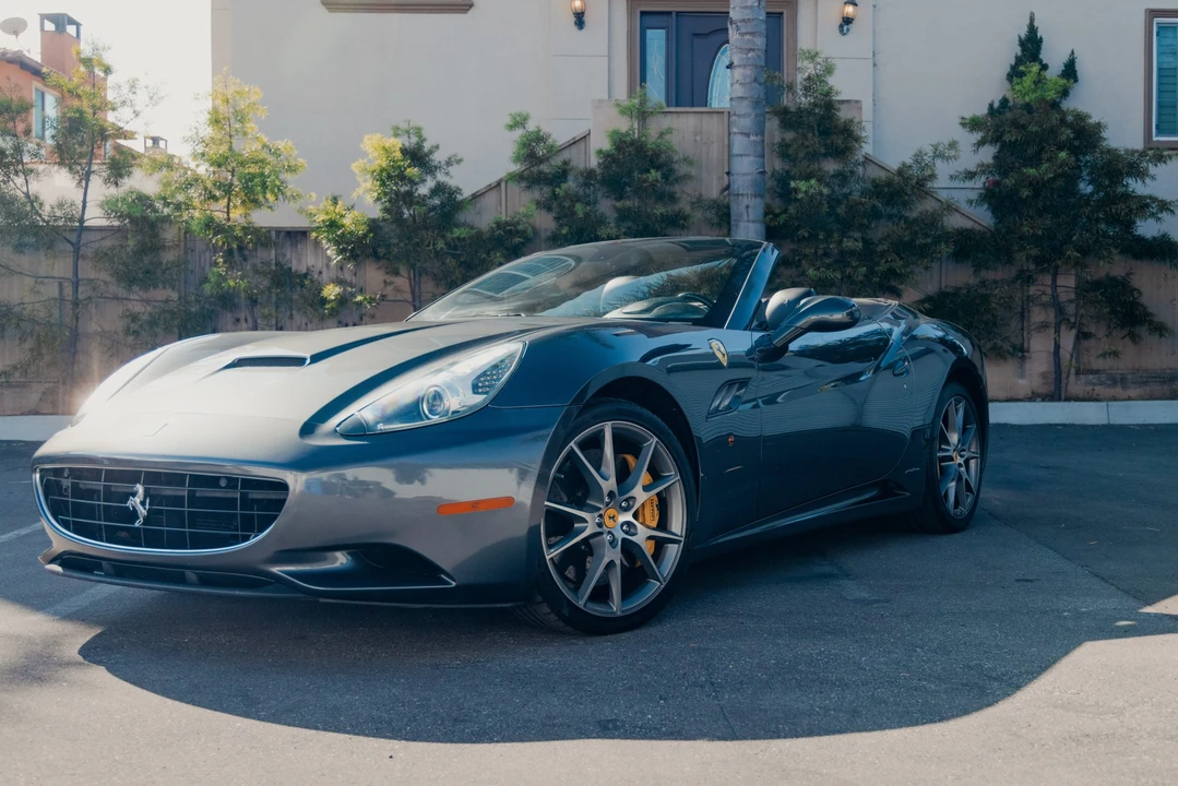 2014 Ferrari California - Image 3 of 31