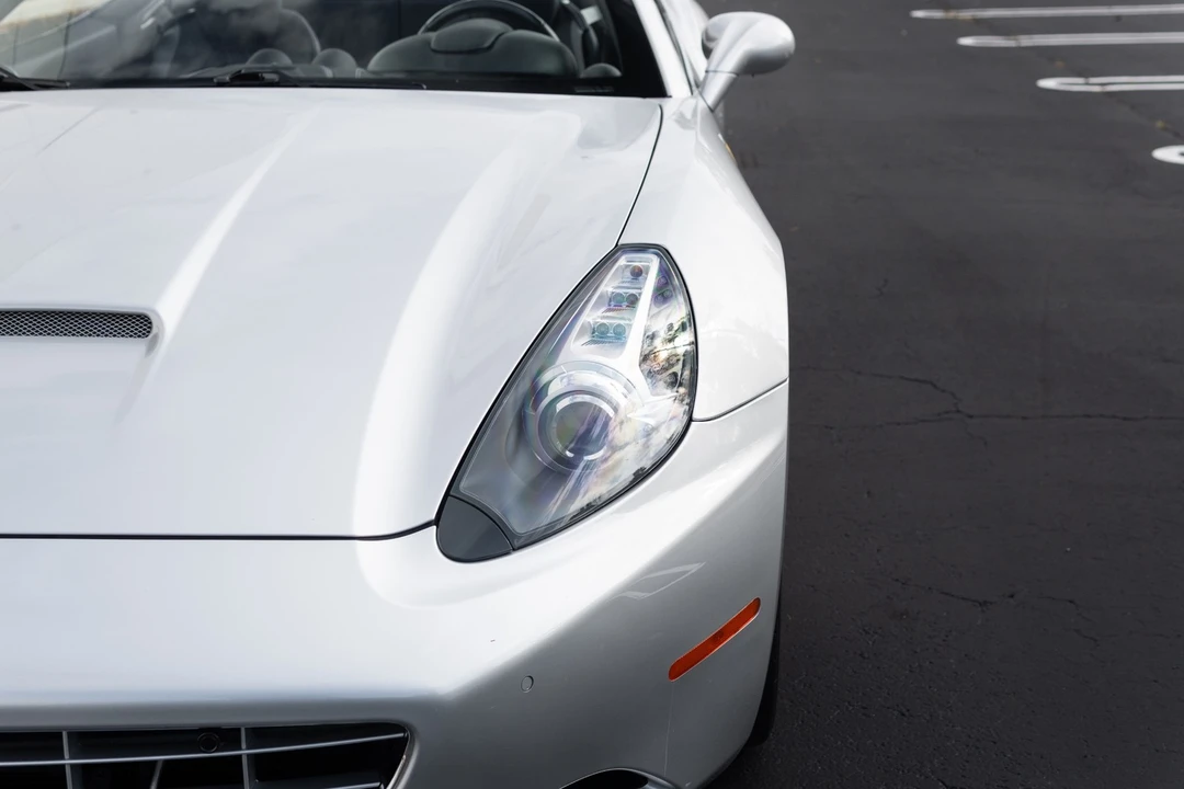 2014 Ferrari California - Image 21 of 21