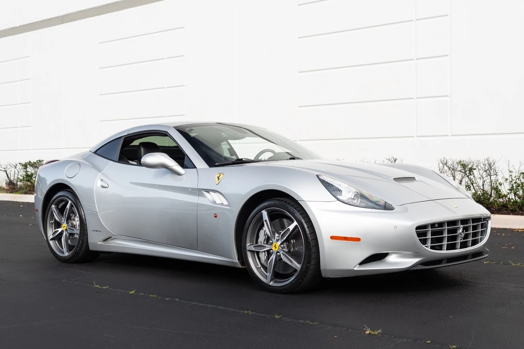 2014 Ferrari California - Image 4 of 21