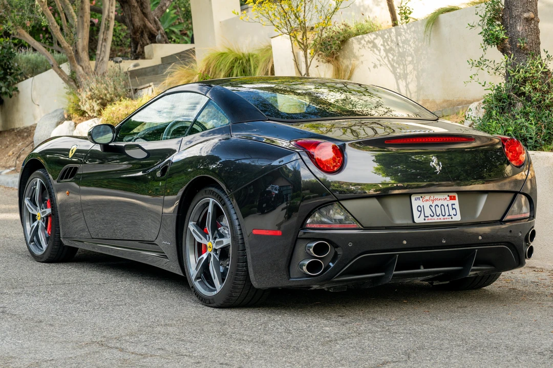 2014 Ferrari California - Image 4 of 31