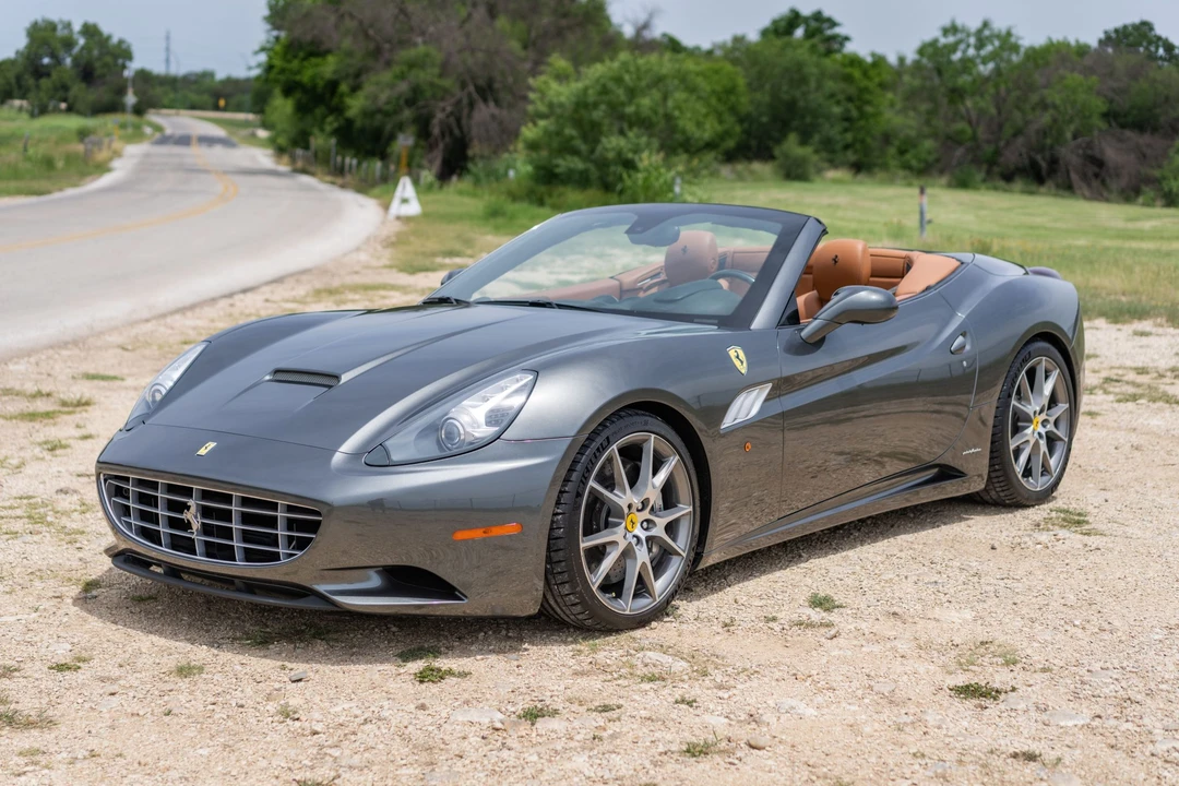 2014 Ferrari California - Image 22 of 31