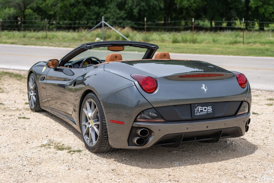 2014 Ferrari California - Image 27 of 31