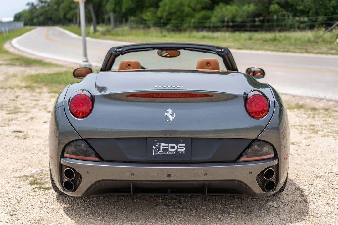2014 Ferrari California - Image 28 of 31