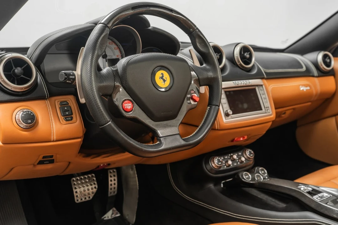 2014 Ferrari California - Image 13 of 21