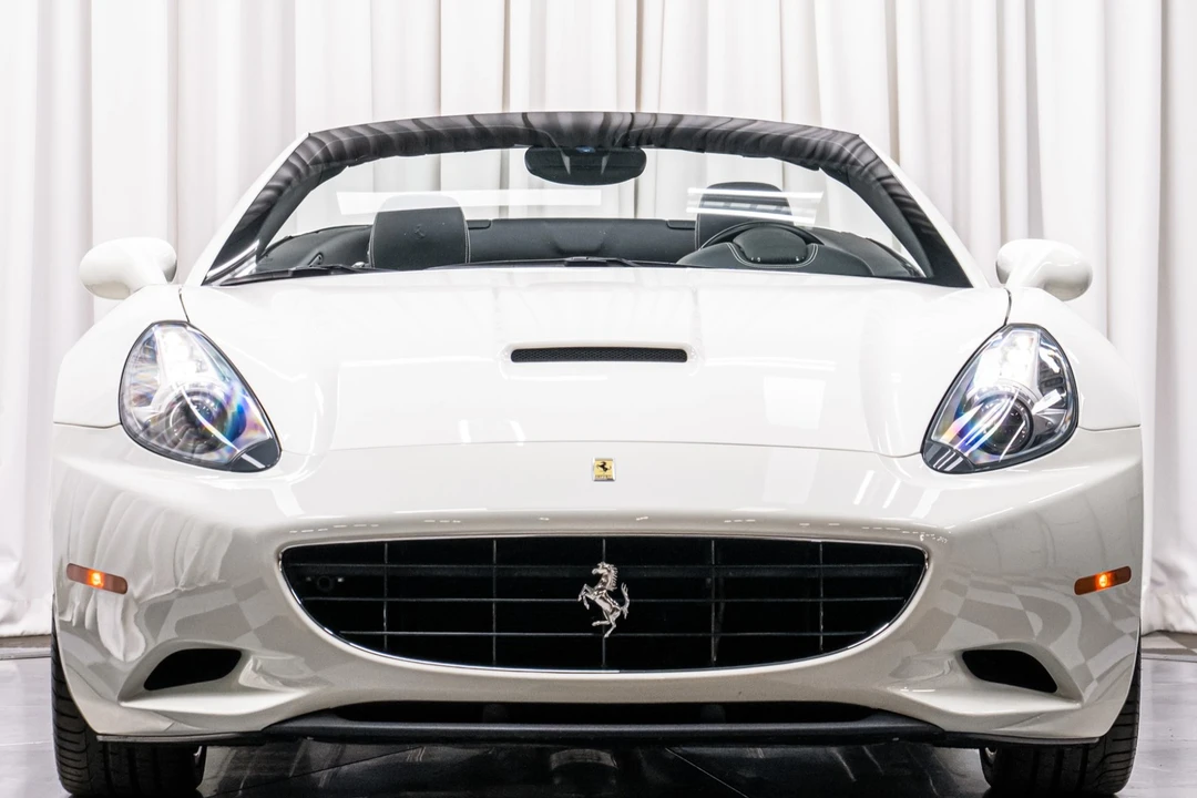2014 Ferrari California - Image 4 of 21