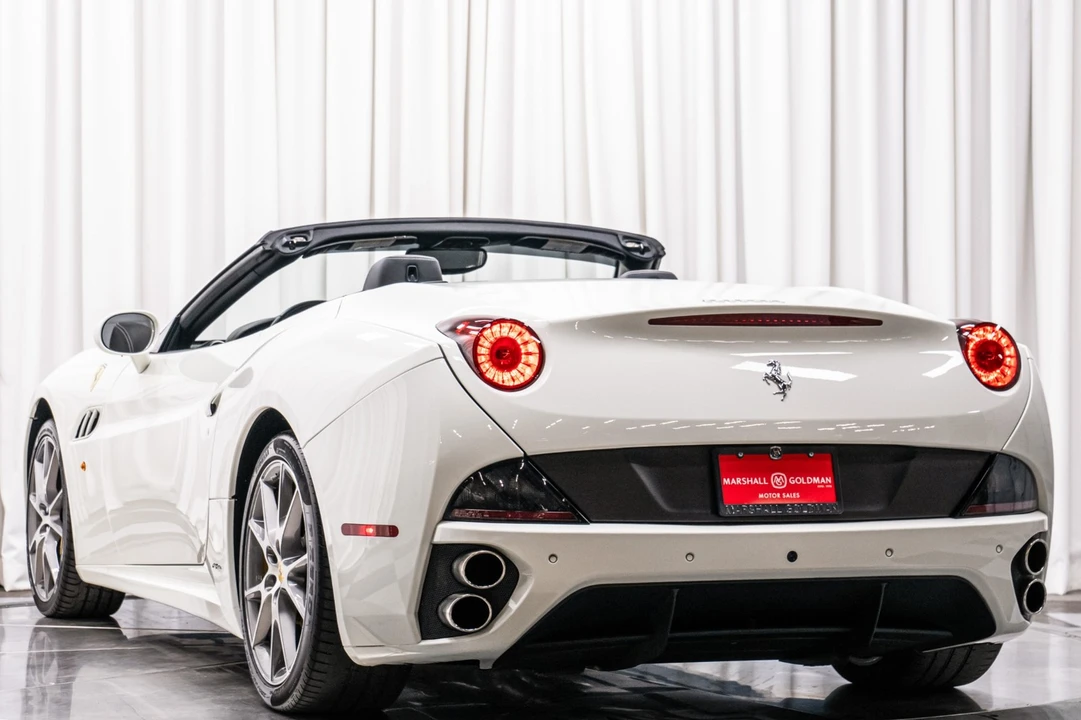 2014 Ferrari California - Image 7 of 21