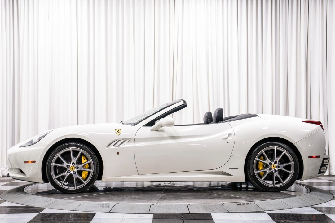 2014 Ferrari California - Image 6 of 21