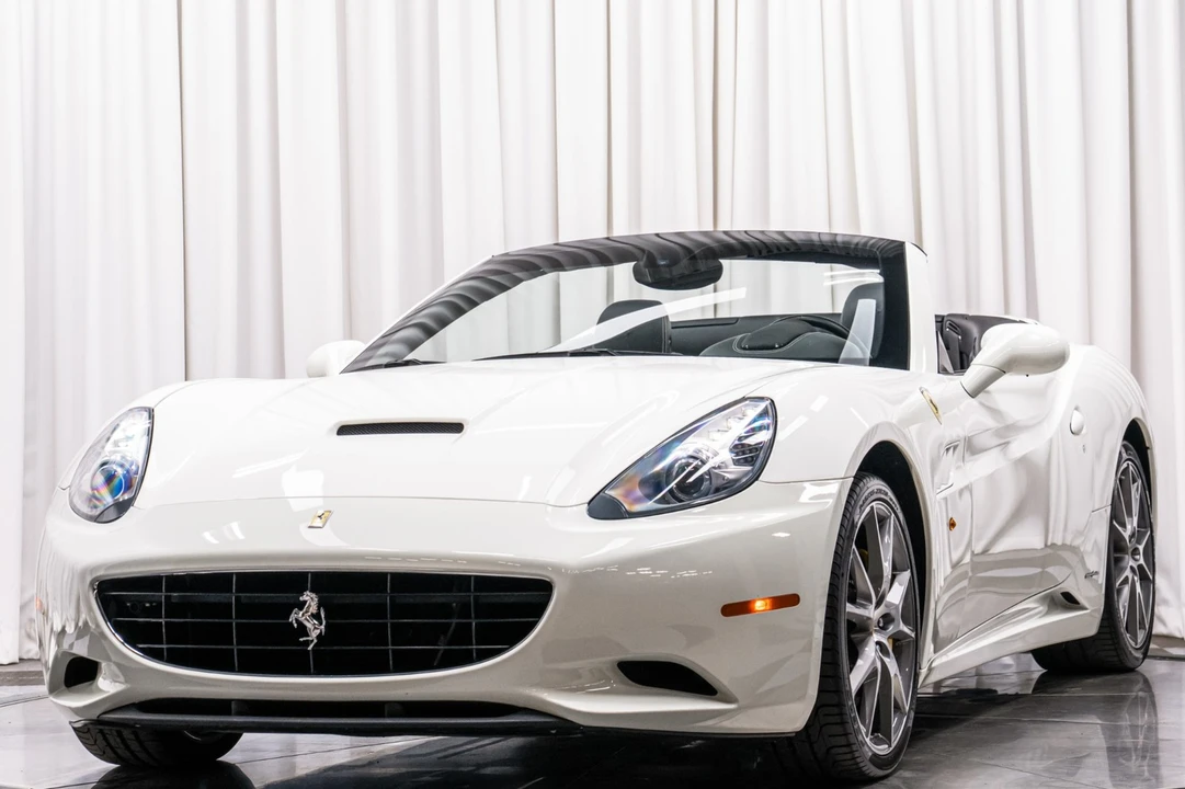 2014 Ferrari California - Image 5 of 21