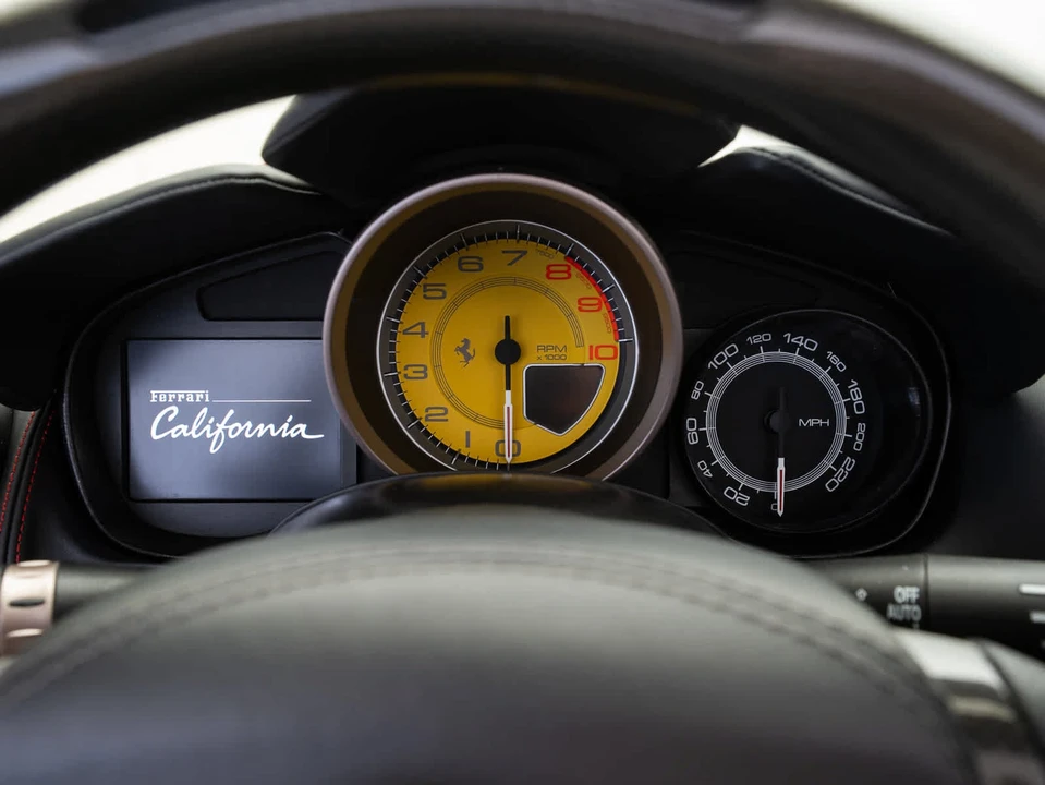 2014 Ferrari California - Image 11 of 29