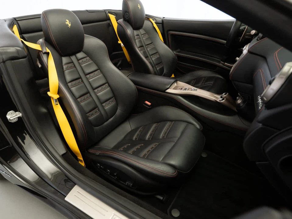 2014 Ferrari California - Image 14 of 29