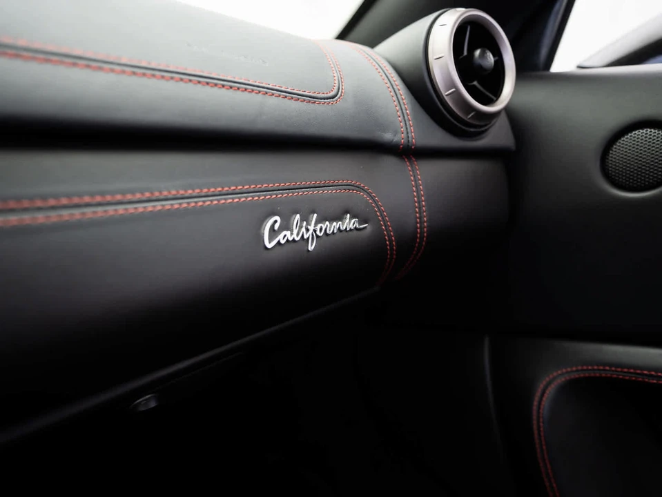 2014 Ferrari California - Image 26 of 29