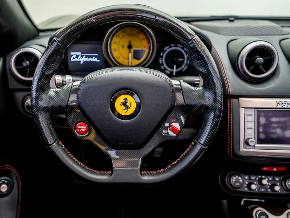 2014 Ferrari California - Image 18 of 29