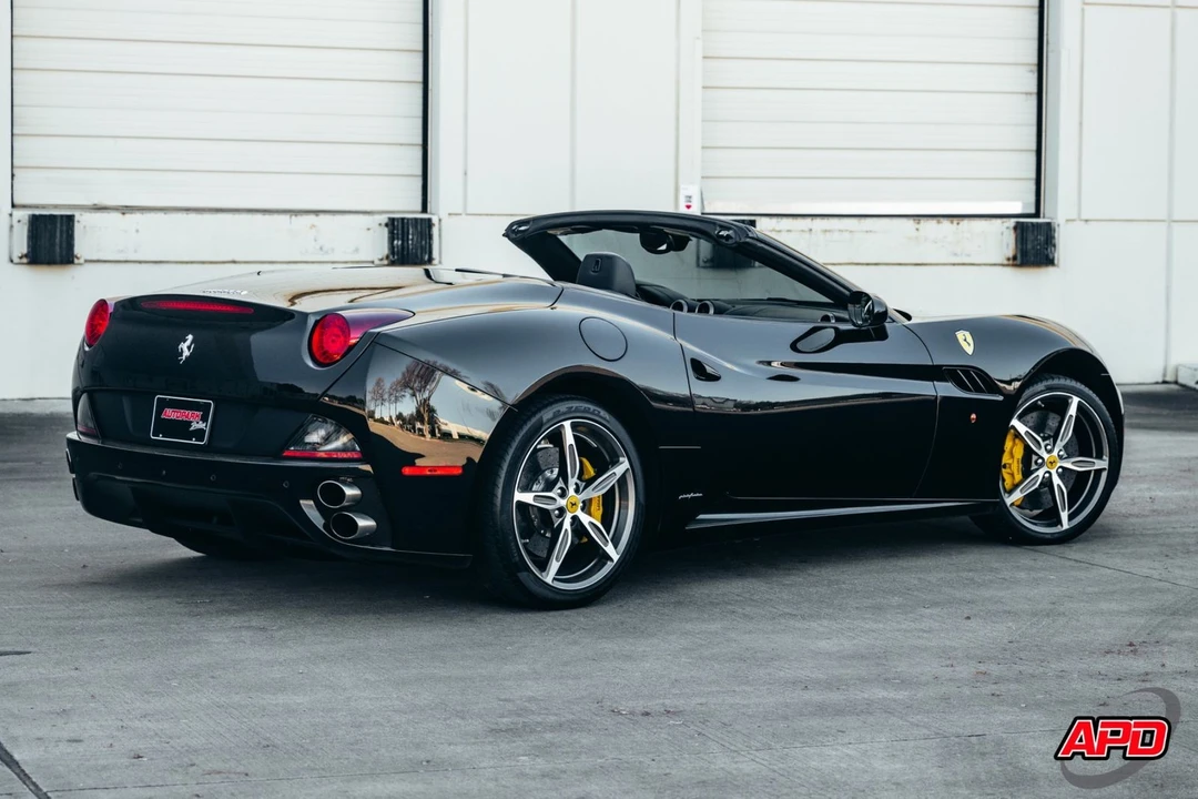 2014 Ferrari California - Image 5 of 12