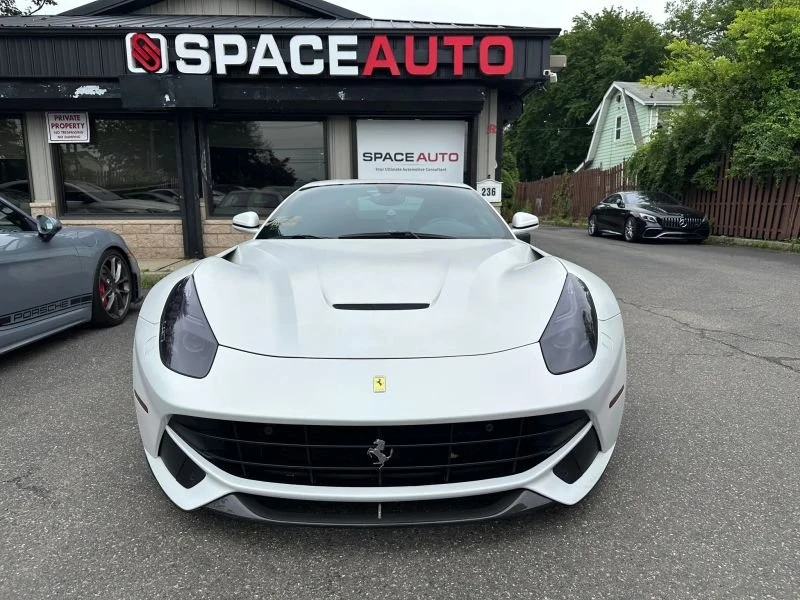 2014 Ferrari F12berlinetta - Image 2 of 13
