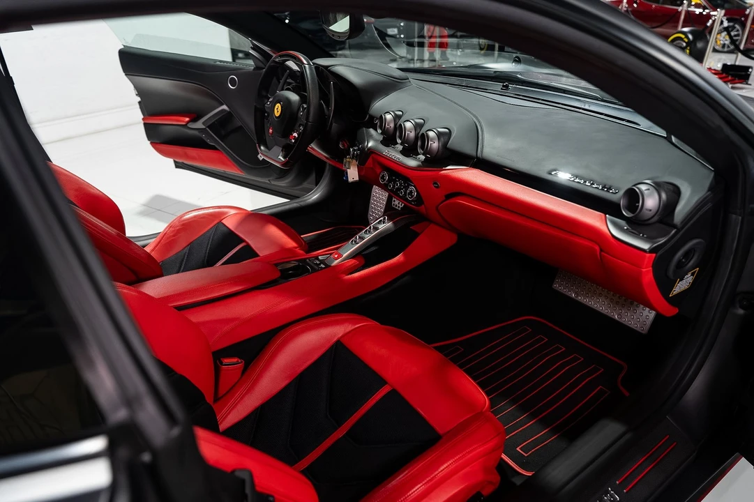 2014 Ferrari F12berlinetta - Image 15 of 31
