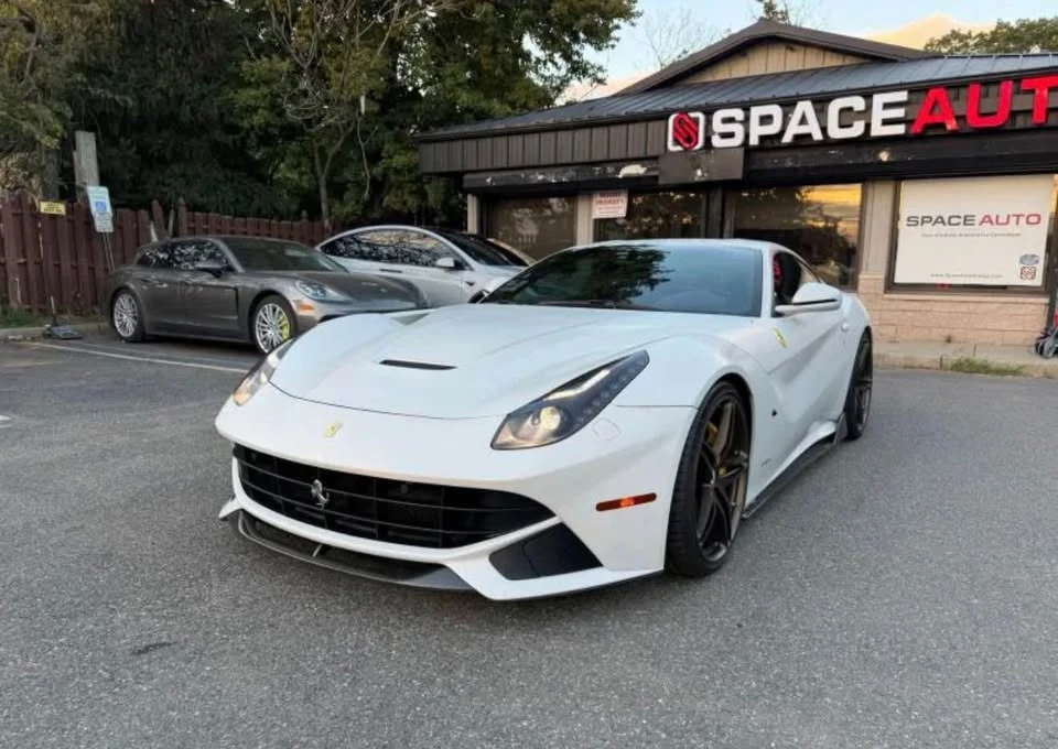 2014 Ferrari F12berlinetta - Image 4 of 11